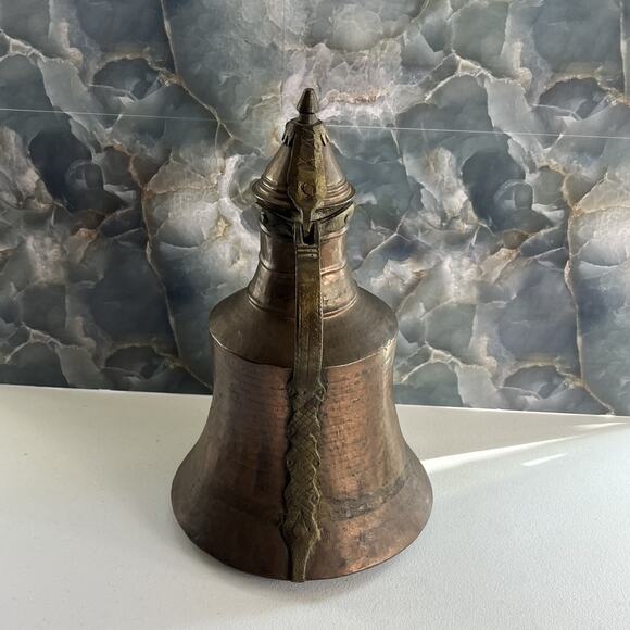 Vintage Hand Forged Lidded Coffee Urn Pitcher Copper Turkish Middle Eastern - Picture 5 of 16